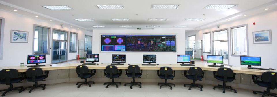 Full-scope PWR simulator control room