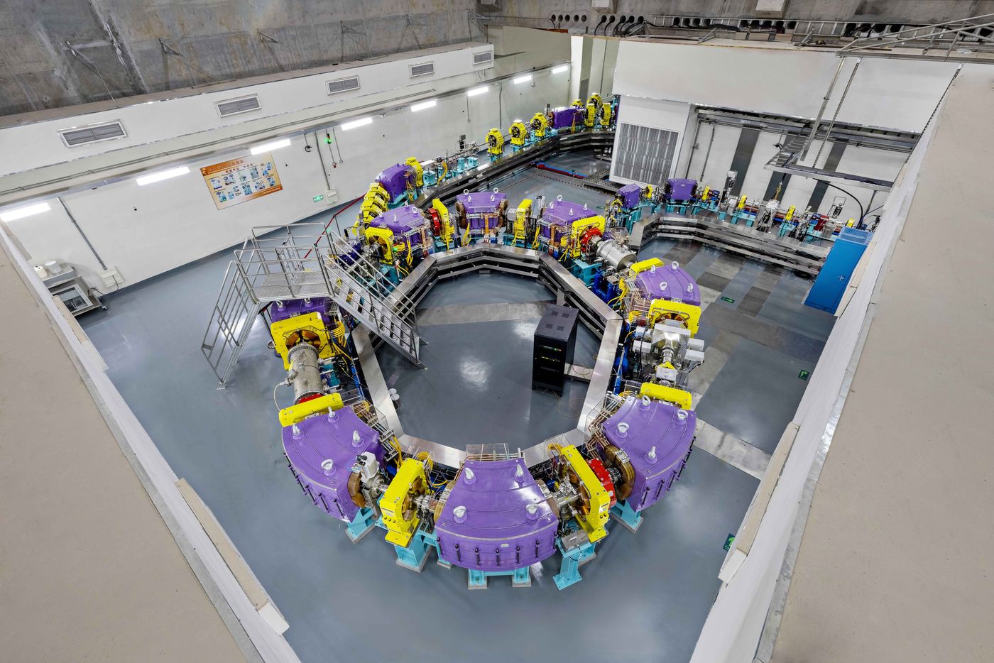 Prolancet synchrotron ring