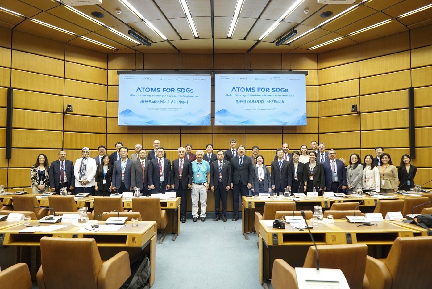 Group photo of participants